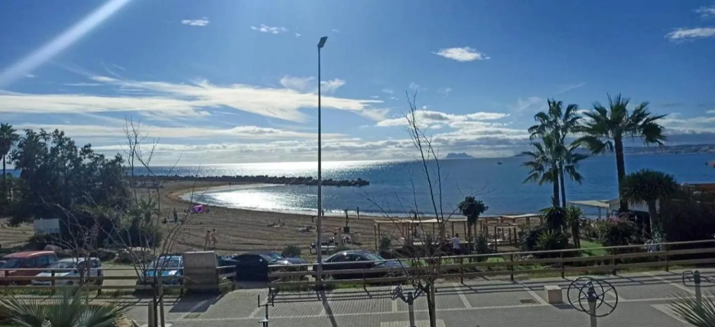Apartment Duplex Con Bellas Vistas Al Mar, A Pasos De La Playa Estepona