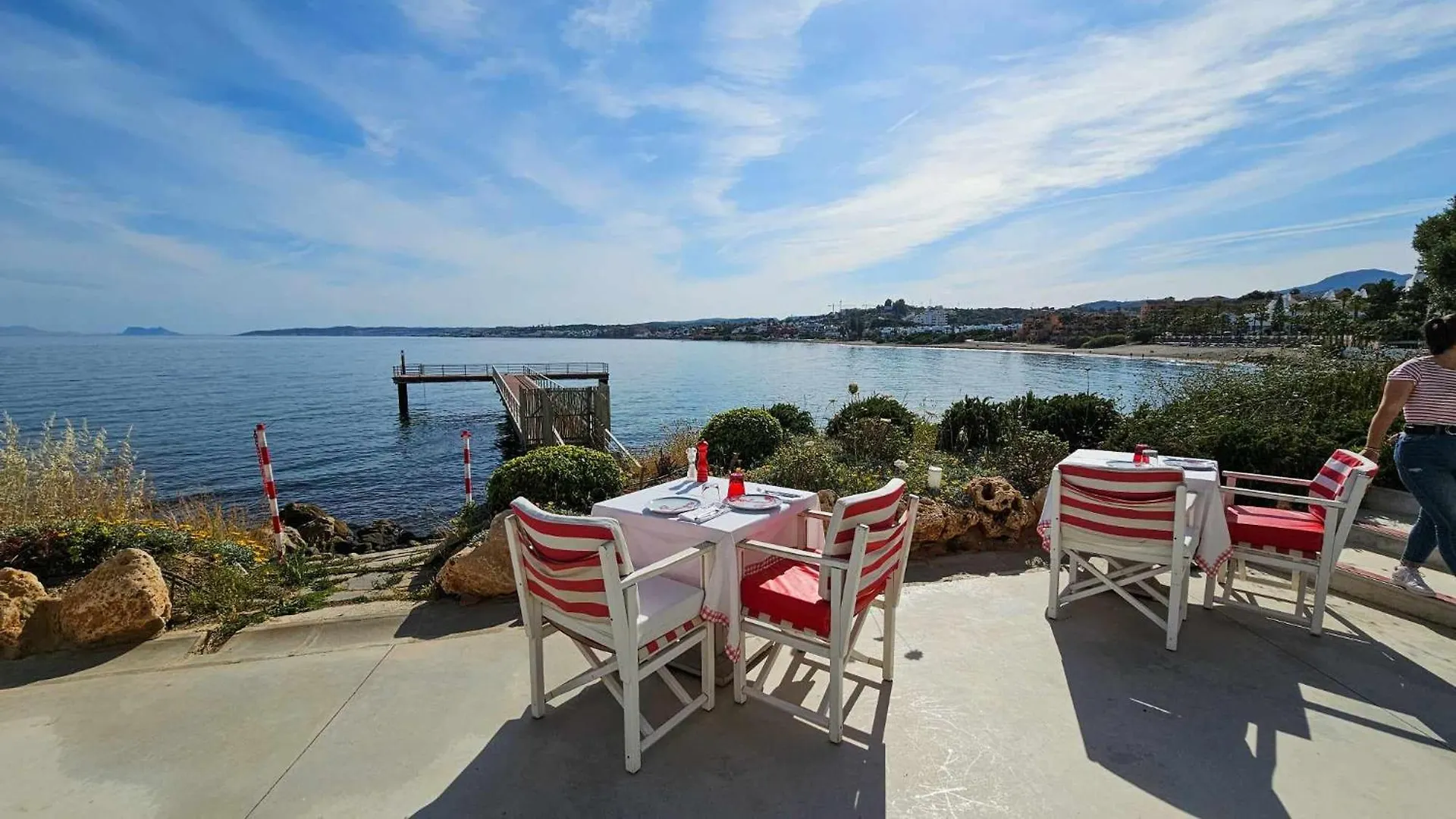 Duplex Con Bellas Vistas Al Mar, A Pasos De La Playa Estepona