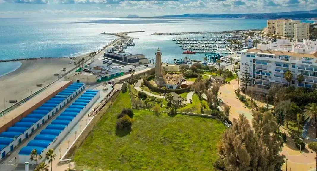Duplex Con Bellas Vistas Al Mar, A Pasos De La Playa Estepona Appartement