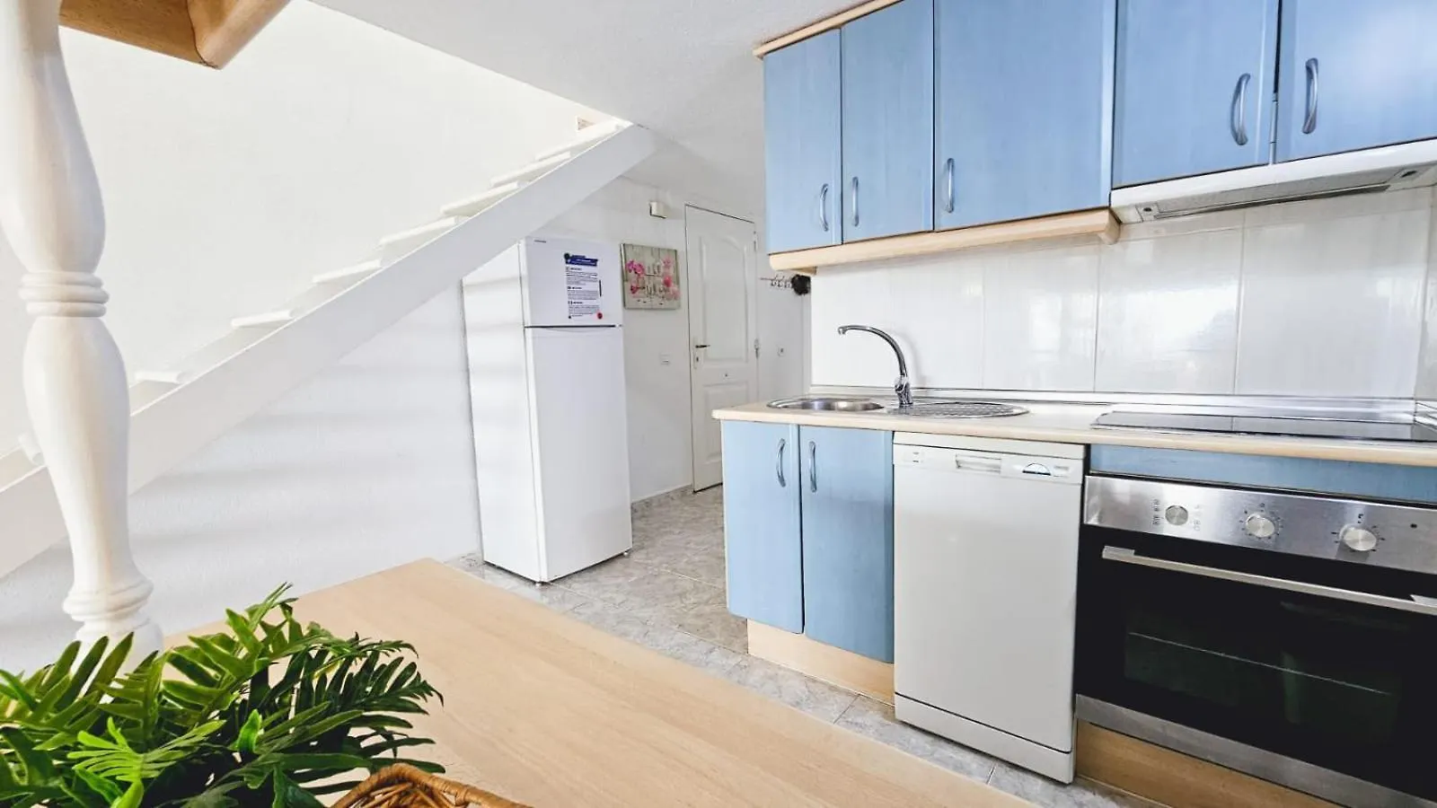 Apartment Duplex Con Bellas Vistas Al Mar, A Pasos De La Playa Estepona Spain