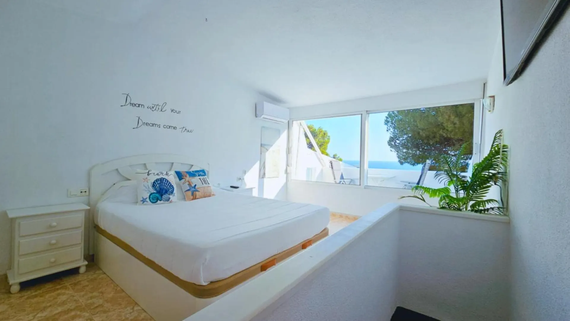 Duplex Con Bellas Vistas Al Mar, A Pasos De La Playa Estepona Apartment