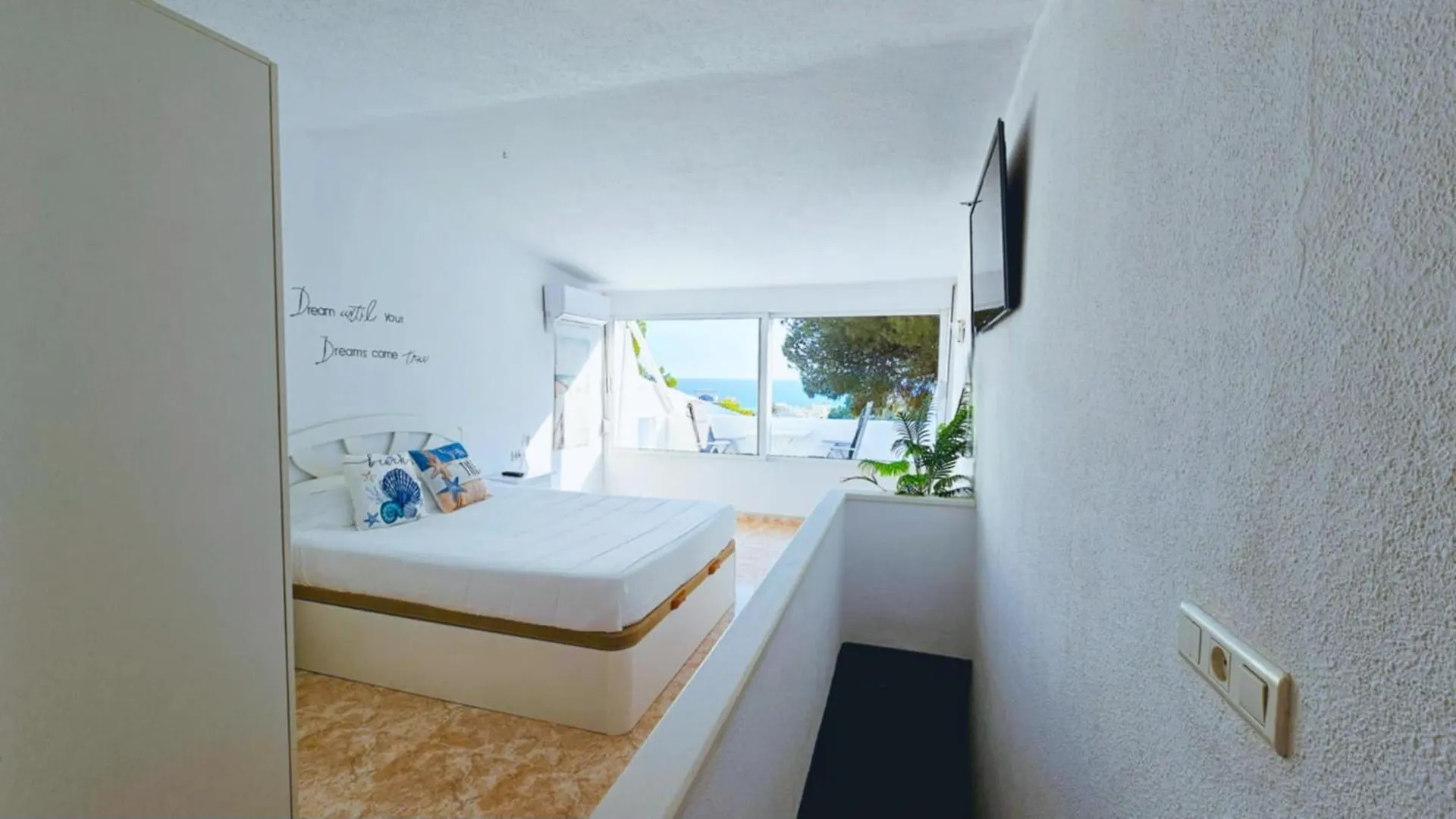 Duplex Con Bellas Vistas Al Mar, A Pasos De La Playa Estepona 0*,  Spain