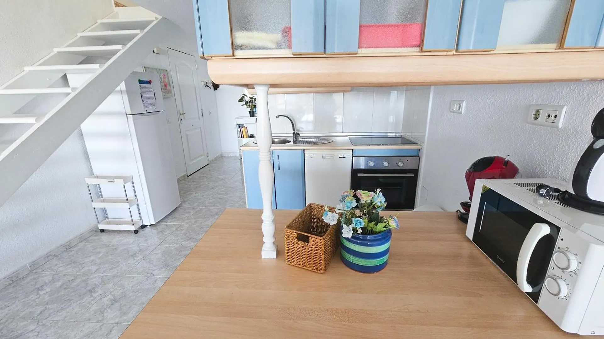 Duplex Con Bellas Vistas Al Mar, A Pasos De La Playa Estepona Apartment